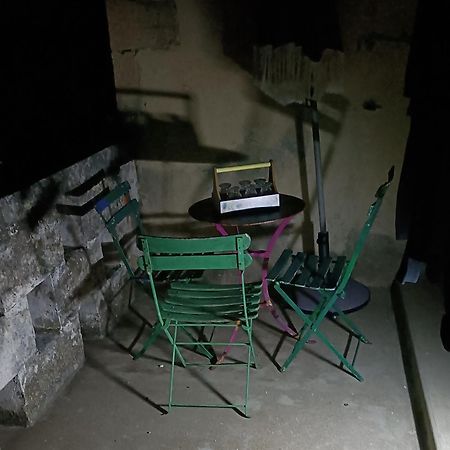 Вілла A Deux Pas D'Avignon Aramon Екстер'єр фото
