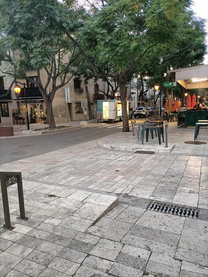 Вілла A Deux Pas D'Avignon Aramon Екстер'єр фото